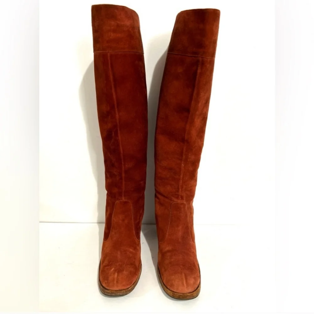 Beautiful 1970s Knee Boots, Genuine Suede Burnt Orange Stacked Heel Size 6 - Picture 3 of 16
